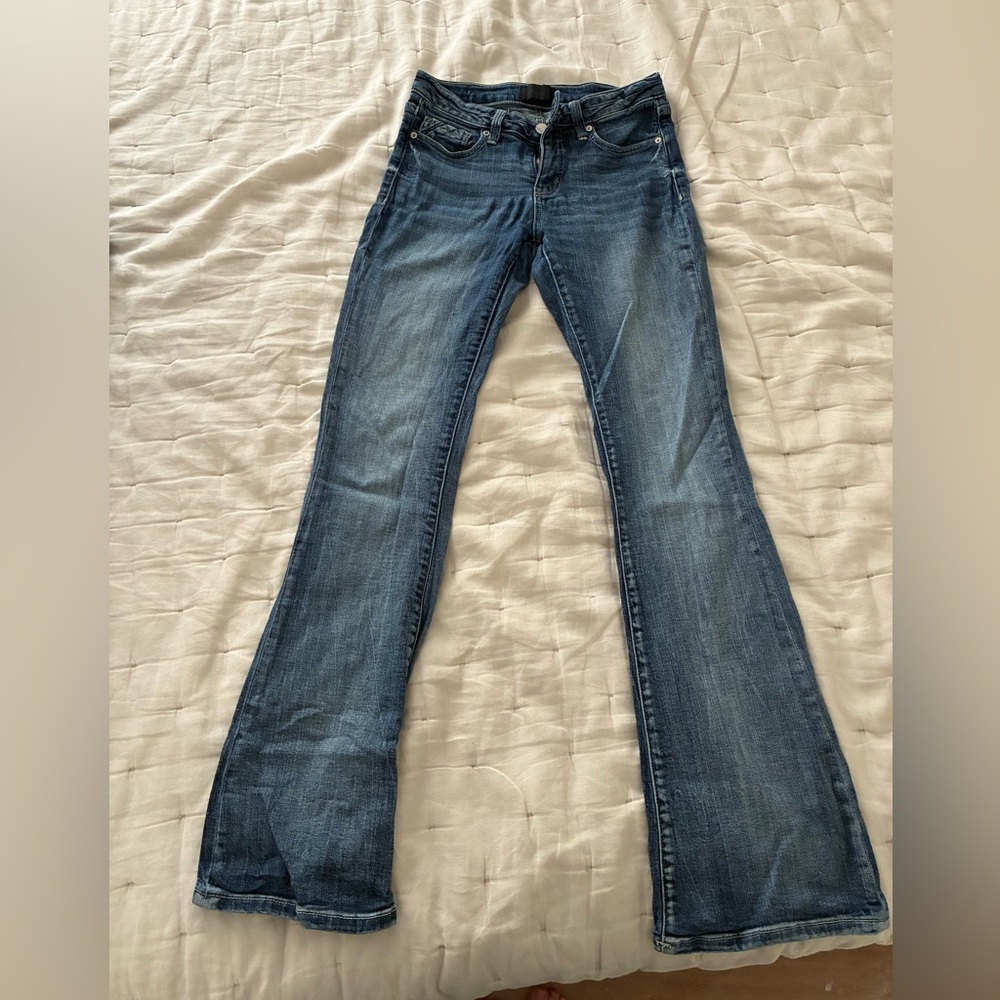 Buckle Women's Medium Blue Bootcut Jeans